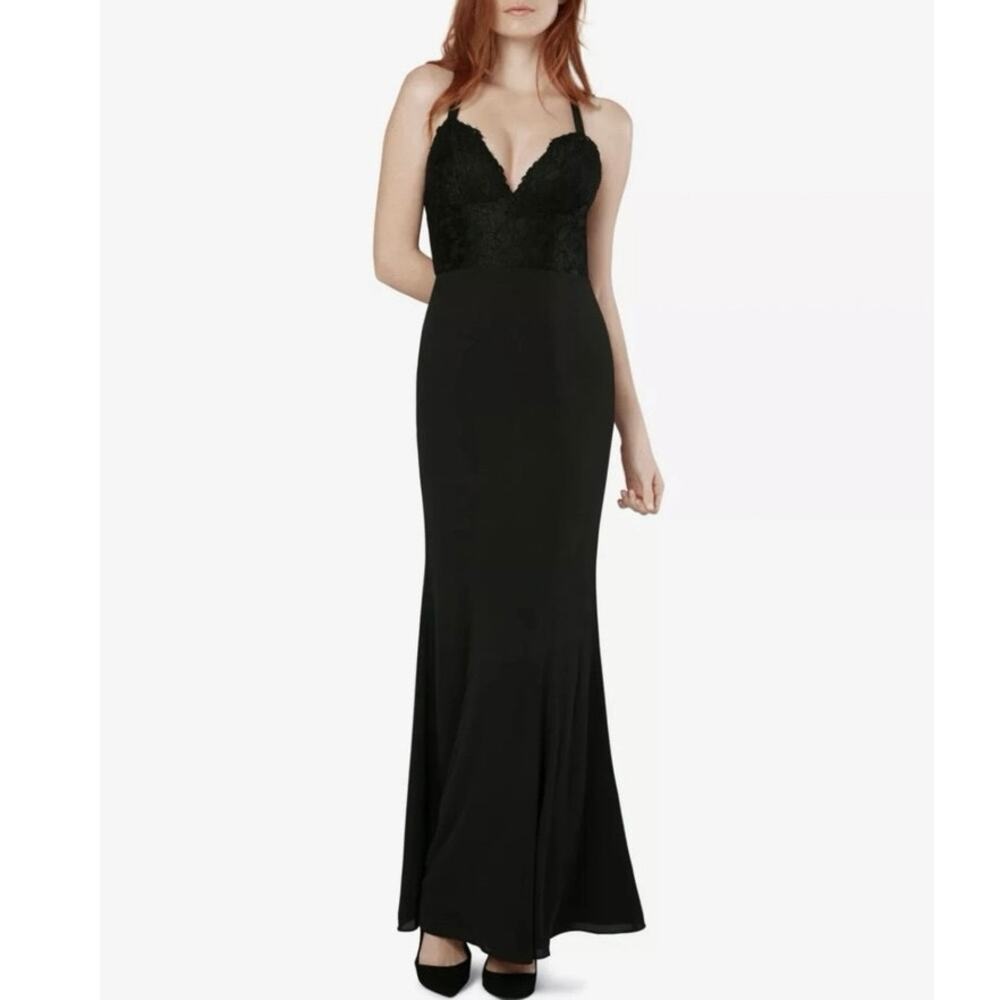 FAME and PARTNERS NWT Women's Size 10 Black Back Lace Tulip Maxi Sexy Gown Event
